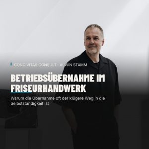 Alwin Stamm, Berater bei Concivitas Consult, steht nachdenklich in einer Galerie mit Skulpturen – Beitragsbild zum Artikel Betriebsübernahme im Friseurhandwerk